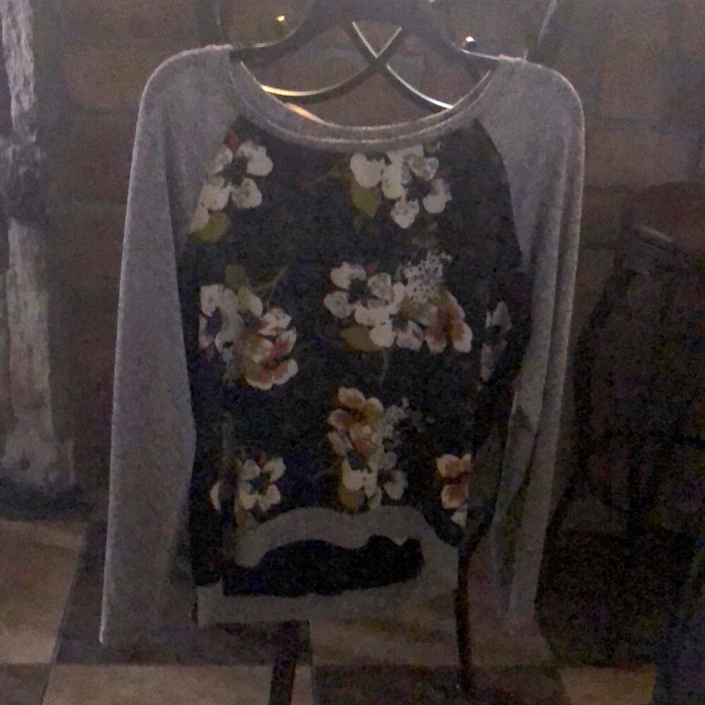 Women’s comfy blouse